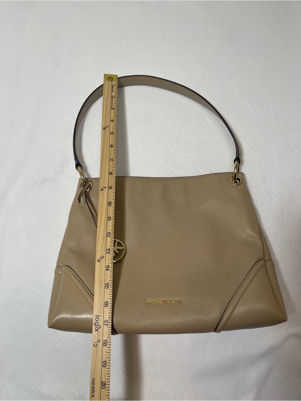 Michael Kors Beige Pebbled Leather Shoulder Bag Gold Hardware Large Hobo - Picture 7 of 9
